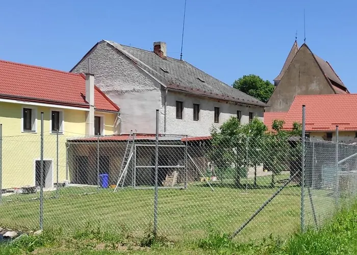 Zemedelska Usedlost Albrechtice Pansiyon Sušice